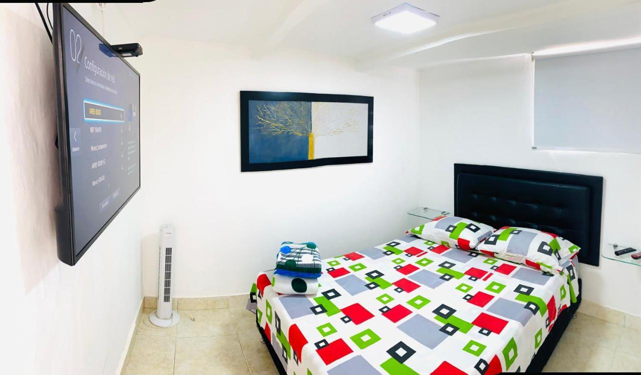 Cozy Apartment In The Poblado San Lucas Medellin Exterior photo